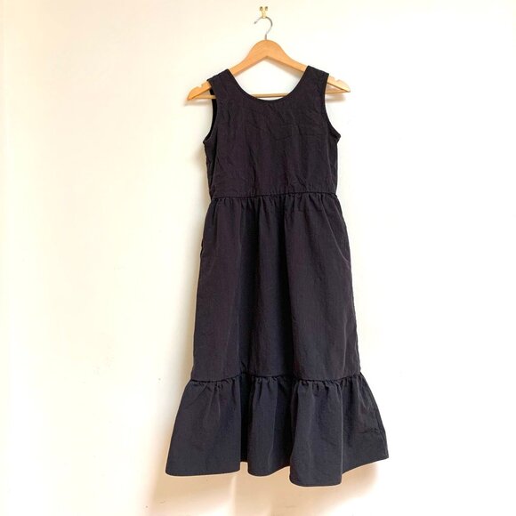 Tradlands Birdie Dress in Crinkle Cotton Black - Picture 5 of 5